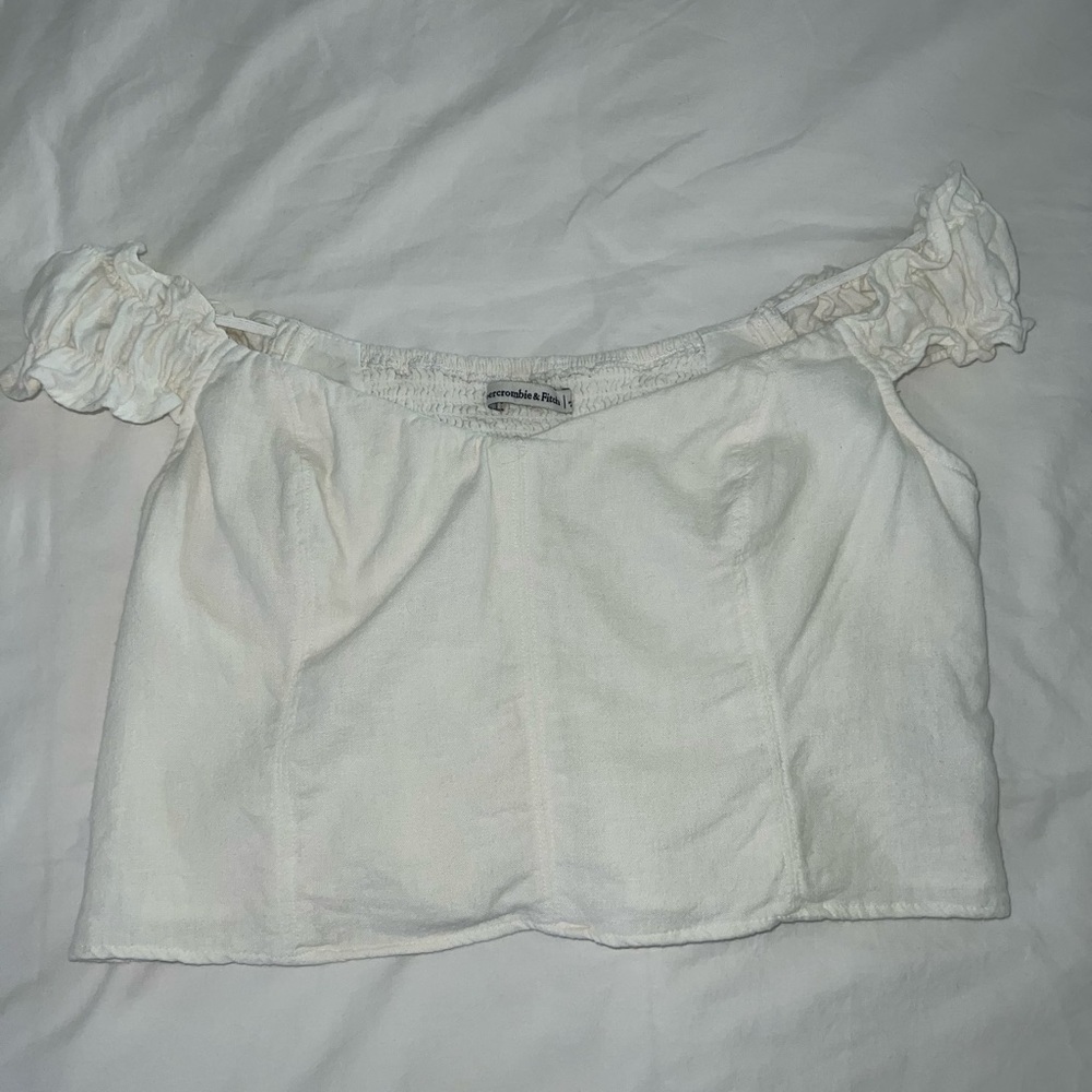Abercrombie Off Shoulder top white L